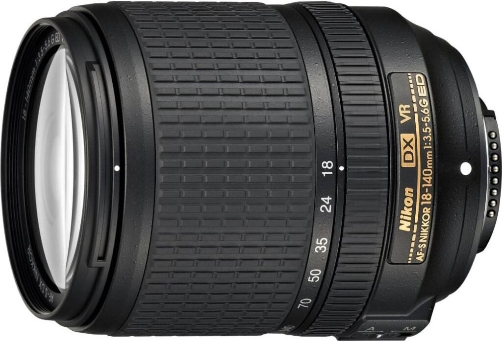 Lente Nikon AF-S DX NIKKOR 18-140 mm f 3.5-5.6G ED
