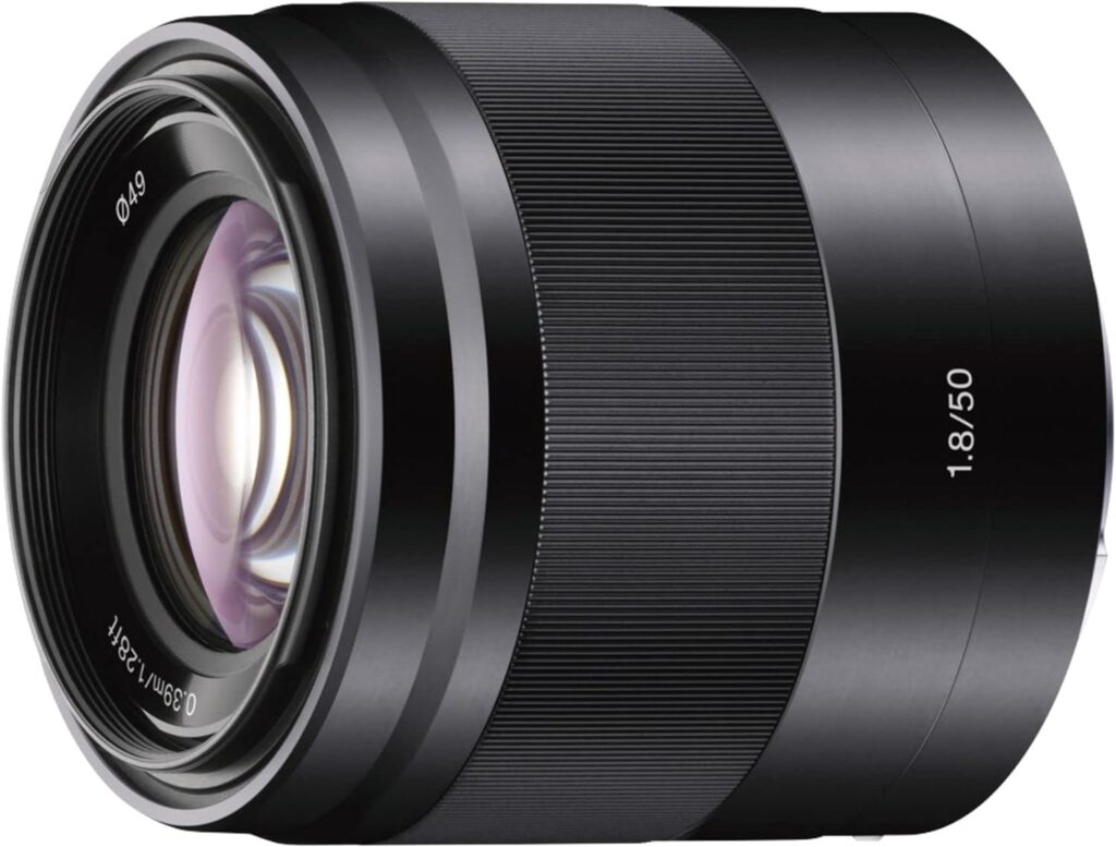 Sony Lente E-Mount SEL2860 de armação completa - a menor e mais leve do mundo* Lente zoom padrão E-Mount Full-Frame
